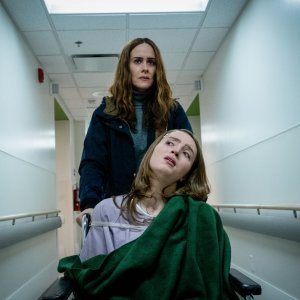 Run: Sarah Paulson e Kiera Allen in una scena del film