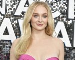 Sophie Turner torna in tv con la serie The Staircase