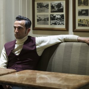 The Waiter: Aris Servetalis in una scena del film