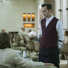 The Waiter: Aris Servetalis in una sequenza