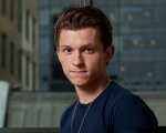 Tom Holland compie 25 anni ecco i divertenti auguri di Naomi Watts, Mark Ruffalo e Jake Gyllenhaal