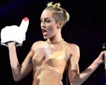 Miley Cyrus: 'Il body shaming ricevuto dopo i VMA 2013 mi ha lasciato una cicatrice'
