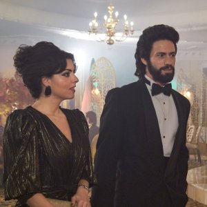 La casa de las flores - Il film: Isabel Burr e Tiago Correa in una scena del film