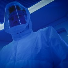 Voyagers: Colin Farrell in una scena del film