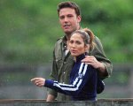 Jennifer Lopez e Ben Affleck: la foto e il video del bacio confermano il ritorno di fiamma