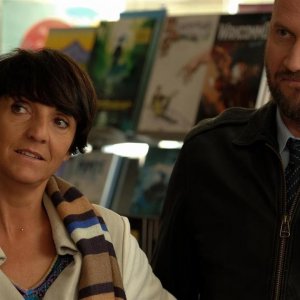 La felicità degli altri: Florence Foresti,  François Damiens in una scena del film