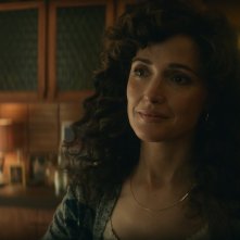Physical: Rose Byrne in una scena della serie