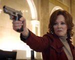 Watchmen, Jean Smart ringrazia Sigourney Weaver: 'Ho ottenuto il ruolo perché lei lo ha rifiutato'