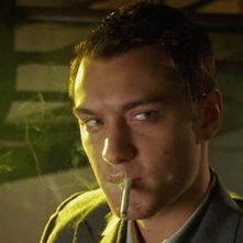 Gattaca - La porta dell'universo: Jude Law in una scena del film