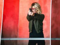 Kate Beckinsale si confessa: 'Sul set mi hanno chiamato str**za e ferita intenzionalmente'