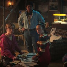 Fear Street Parte 1: 1994, Kiana Madeira, Fred Hechinger e Benjamin Flores Jr. in una scena del film