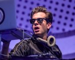 Watch the Sound with Mark Ronson: il trailer della docuserie musicale il 30 luglio su Apple TV+