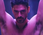 365 giorni 2, Michele Morrone hot nelle foto leaked dal set