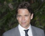 Batwoman: Dougray Scott non tornerà nella stagione 3
