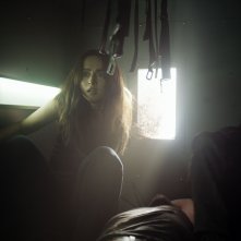 La notte del giudizio per sempre: Ana de la Reguera in una sequenza