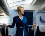 L'assistente di volo - The Flight Attendant: la serie con Kaley Cuoco da stasera su Sky Serie