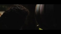 La Terra Dei Figli - Clip 'Sono piccoli'