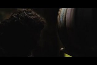 La Terra Dei Figli - Clip 'Sono piccoli'