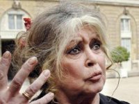 Brigitte Bardot: 'I cacciatori sono i terroristi della natura', l'attrice condannata in Francia