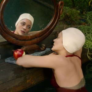 Annette: Marion Cotillard in una scena del film