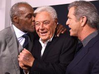 Richard Donner, Mel Gibson e Danny Glover ricordano il regista di Arma Letale: 'Ci mancherà moltissimo'