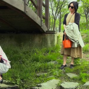 In Front of Your Face: una scena del film