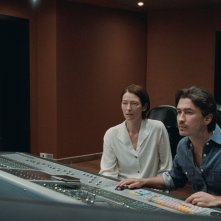 Memoria: Tilda Swinton, Juan Pablo Urrego in una scena del film