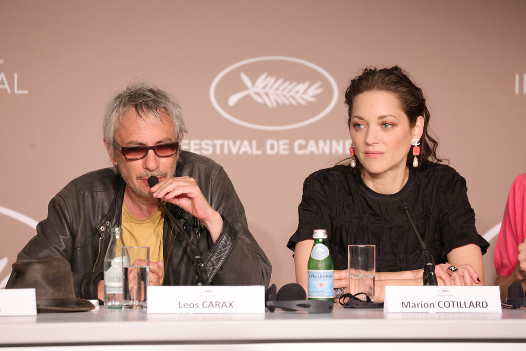 Marioncotillardannetteleos Carax Cannes 2021 Press