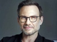 Christian Slater ringrazia Chris Evans per averlo mandato in trending topic sui social media