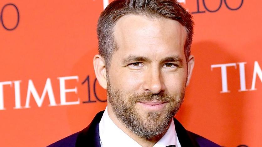 Un primo piano di Ryan Reynolds
