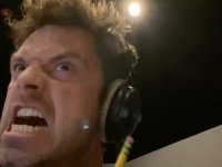 Marvel's What If...?, Sebastian Stan e il divertente video dietro le quinte, in sala di doppiaggio