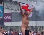 Italia Inghilterra: il tifoso inglese nudo ruba la scena (VIDEO)