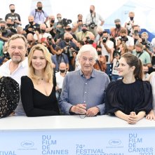 Benedetta:  Paul Verhoeven e il cast a Cannes 2021