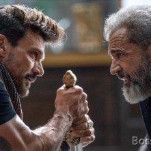 Boss Level: Frank Grillo e Mel Gibson in una scena del film