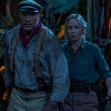 Jungle Cruise: Dwayn Johnson e Emily Blunt in una sequenza