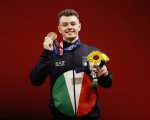 Chi è Mirko Zanni, l’atleta delle Olimpiadi 2020 che ha dato all’Italia il bronzo nel sollevamento pesi