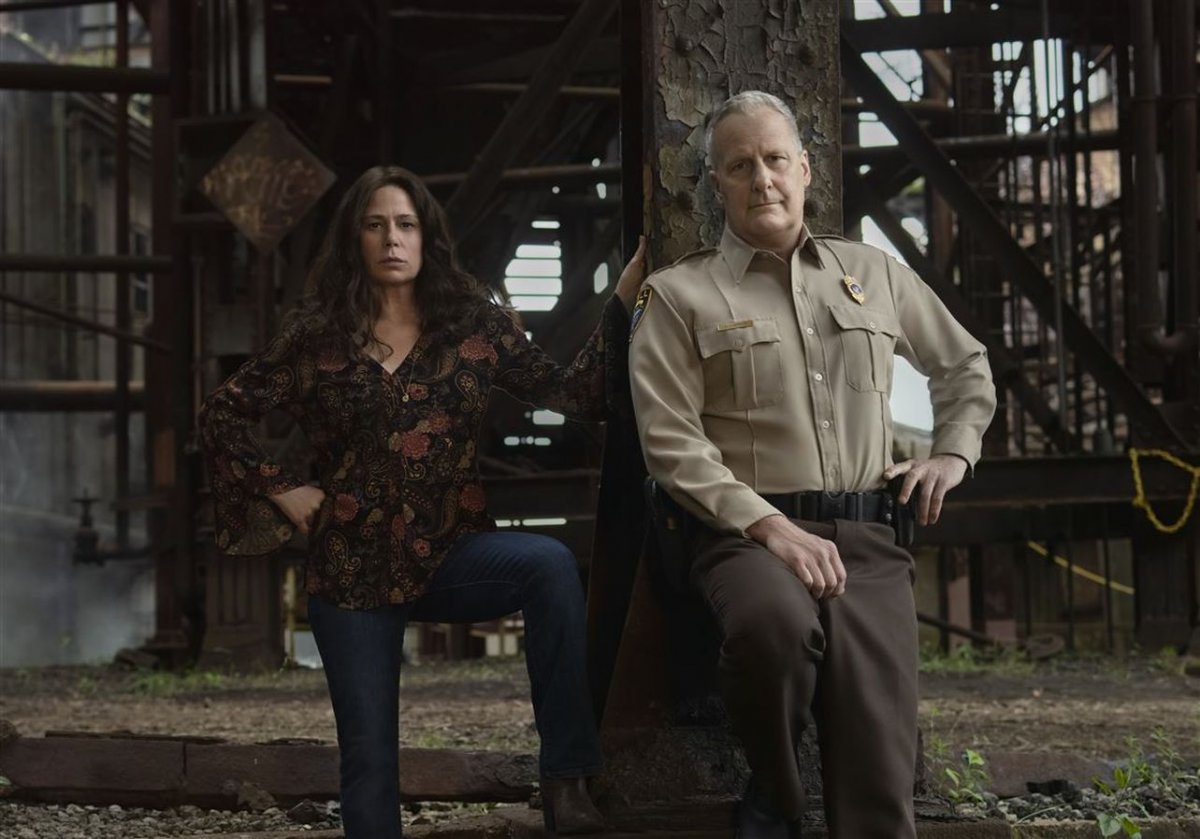 American Rust Jeff Daniels E Maura Tierney Nel Trailer Della Serie Showtime 