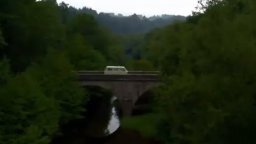 La Casa In Fondo Al Lago - Trailer Italiano