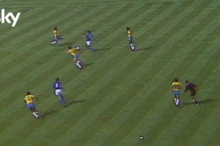 Paolo Rossi   - Un Campione È Un Sognatore Che Non Si Arrende Mai - Trailer