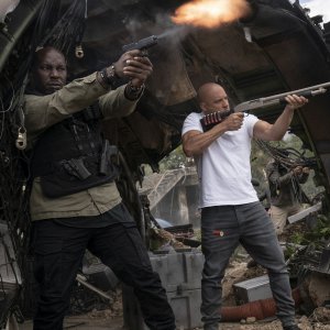Fast & Furious 9 - The Fast Saga: Tyrese Gibson e Vin Diesel in una scena d'azione