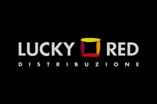 Breaking News A Yuba County - Trailer Italiano