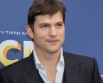 Ashton Kutcher star di Your Place or Mine accanto a Reese Witherspoon