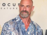 Christopher Meloni, l'ossessione per il suo sedere e le nuove foto su Men's Health