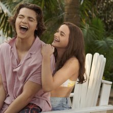 The Kissing Booth 3: Joey King, Joel Courtney durante una scena del film