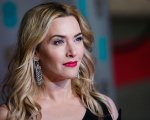 Calendario Pirelli 2022, anche Kate Winslet tra le star immortalate da Bryan Adams