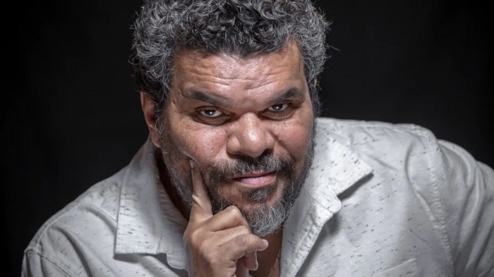 La famiglia Addams: Luis Guzmán avrà il ruolo di Gomez nella serie di Tim Burton