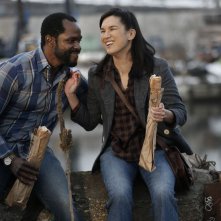 Modern Love 2: Zoe Chao e Gbenga Akinnagbe nel primo episodio