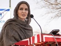 Angelina Jolie è su Instagram: il suo primo post è per l'Afghanistan