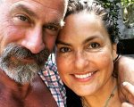 Law & Order: Christopher Meloni e Mariska Hargitay stuzzicano i fan con una foto hot