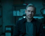 Black Panther 2: Martin Freeman nei panni di un Everett Ross barbuto nelle foto dal set